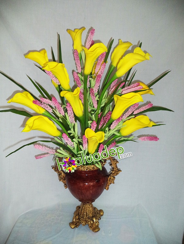 binh hoa rum vang - hoa lua dep